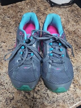 Nike Women's Gray Athletic Sneakers with Pink & Teal Accents